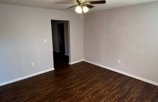 478 Elm Street Gallery 2