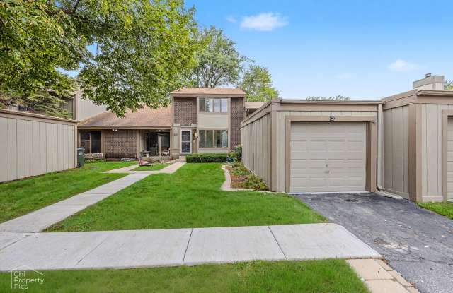 524 Yosemite Court Gallery 1