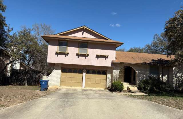 Spacious 3 Bedroom Home in Timber Ridge - 8703 Star Creek Drive, San Antonio, TX 78251