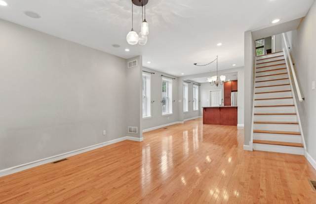 Charming Twin Home in Conshohocken - Pet Friendly with Ample Storage and Outdoor Space - 232 East 10th Avenue, Conshohocken, PA 19428 Charming Twin Home in Conshohocken - Pet Friendly with Ample Storage and Outdoor Space - 232 East 10th Avenue, Conshohocken, PA 19428