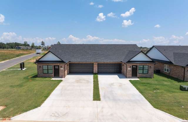Beautiful New Abbington Subdivision! $1000 MOVE IN SPECIAL photos photos