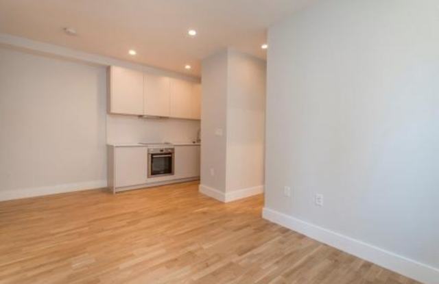 137 Highland Gallery 2