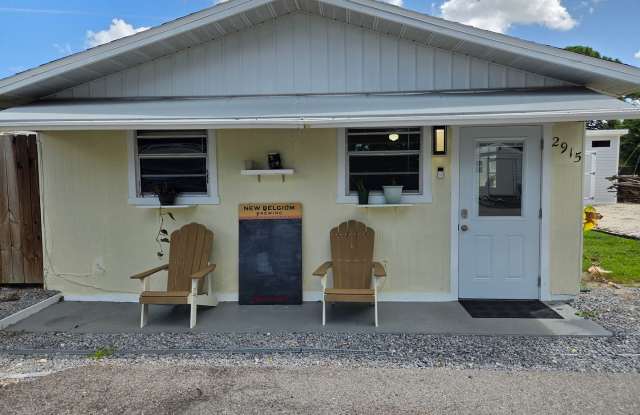 All-Inclusive Living in West Bradenton 1BD/1BA — Utilities, Lawn Care & Pets Welcome Gallery 4