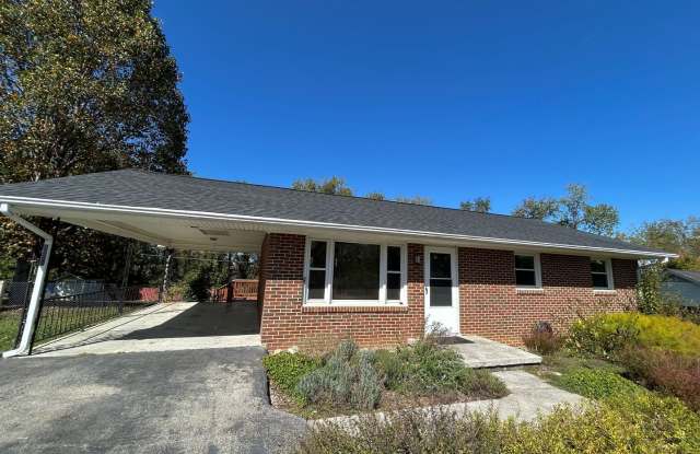 Charming Christiansburg home. photos photos