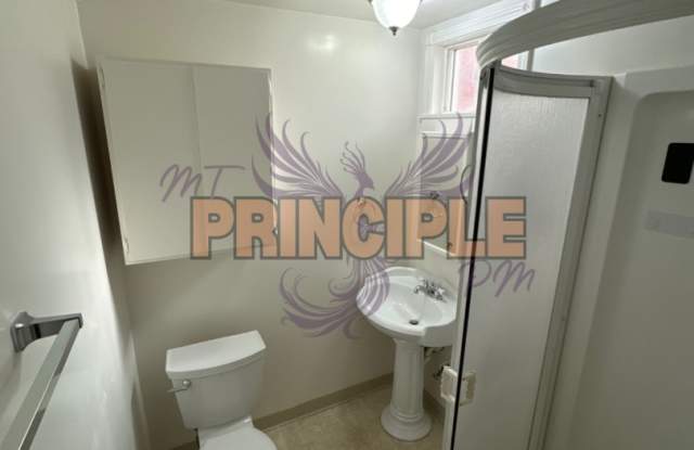 Cozy One Bedroom Apartment on Second floor in Anaconda Gallery 4