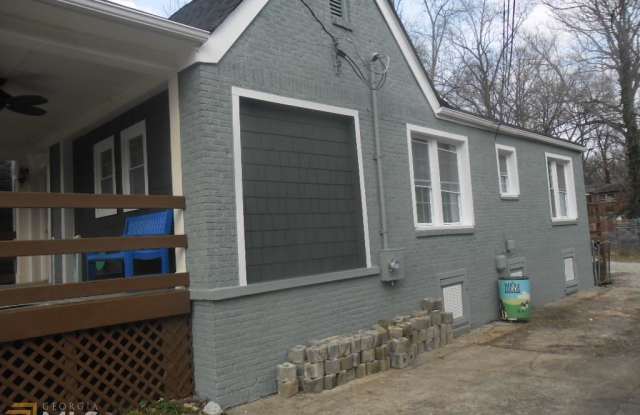 814 SE Moreland Ave Gallery 2