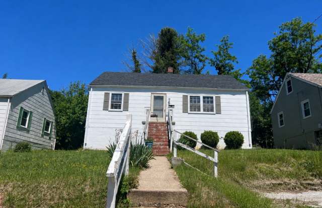 One Level House Near Fort Avenue photos photos