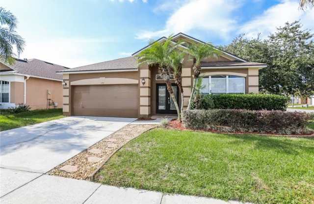 334 PORTSTEWART DRIVE - 334 Portstewart Drive, Alafaya, FL 32828