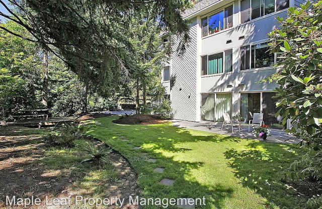 9508 Ravenna Ave NE #106 - 9508 Ravenna Avenue Northeast, Seattle, WA 98115