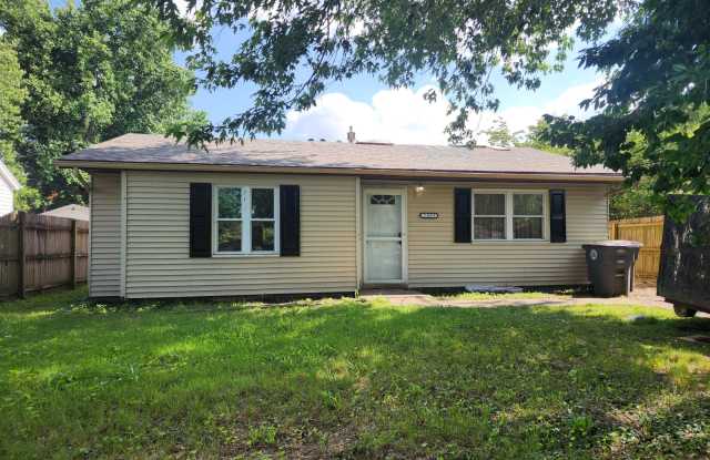 2009 Frisse Avenue - 2009 Frisse Avenue, Evansville, IN 47714