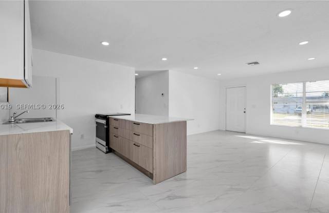 4285 SW 48th Ct - 4285 Southwest 48th Court, Dania Beach, FL 33314
