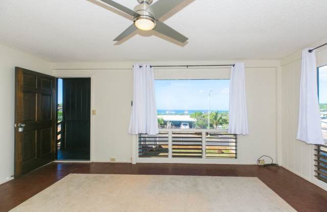 Amazing views, spacious floorplan, bonus family room, huge yard and more! Gallery 3