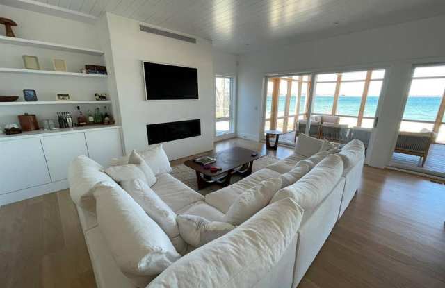 495 N Parish Drive Gallery 3