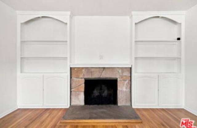 5631 Columbus Avenue Gallery 3