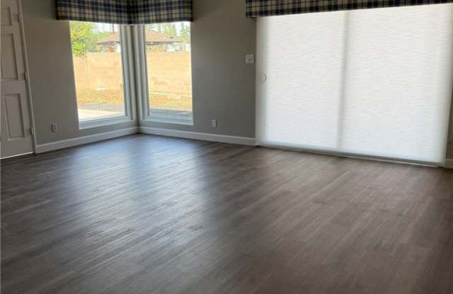 15815 Parkland Drive Gallery 3