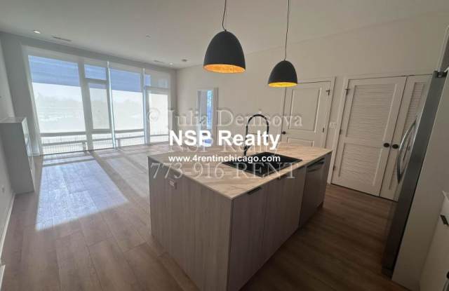 3207 Narragansett Gallery 2