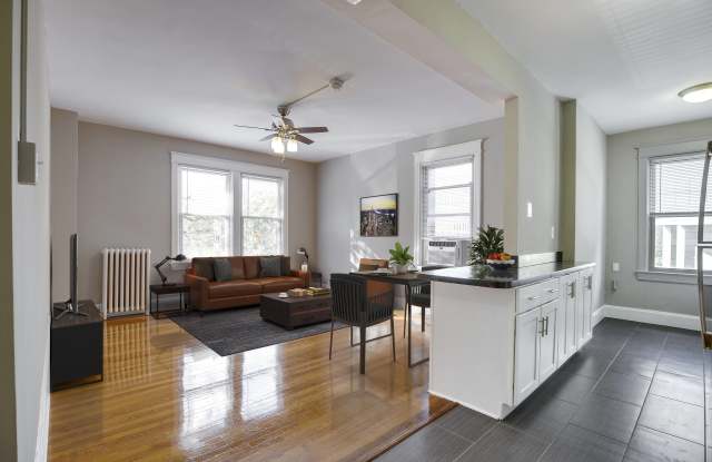 4115 Wisconsin photos photos