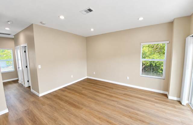 Recently Built 4BD/2BA Home on Baja Gallery 4