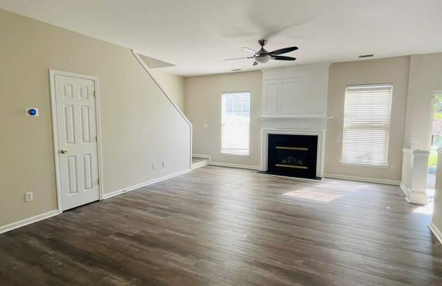 6623 Beverly Springs Drive Gallery 2