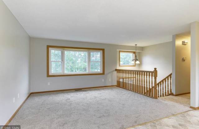 17565 Isanti St NE Gallery 3