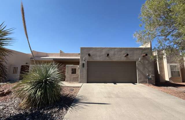 2 Bedroom / 2 Bath Home with Office Space - 3196 Athenian Way, Las Cruces, NM 88011
