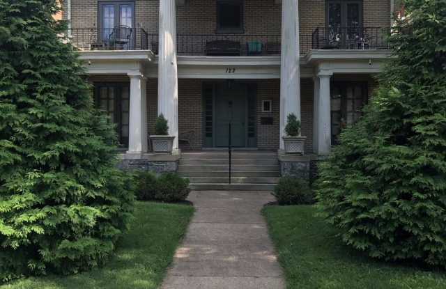 122 S Hanover - 122 South Hanover Avenue, Lexington, KY 40502