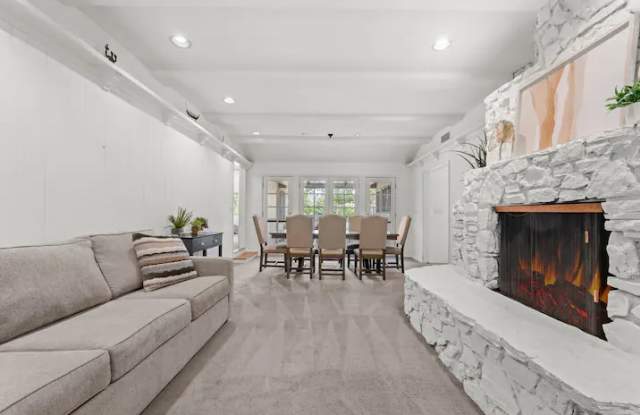 8624 Louise Ave Gallery 4