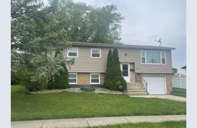 18960 Keeler Ave - 18960 Keeler Avenue, Country Club Hills, IL 60478