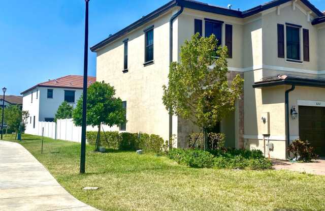 3202 West 108th Street photos photos