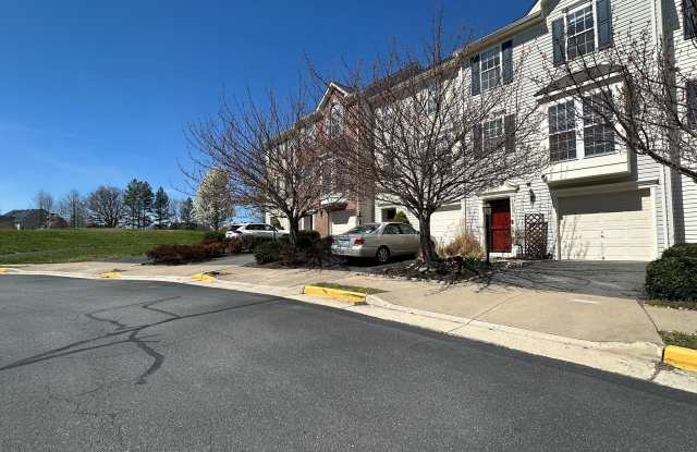 25274 GOTHIC Square - 25274 Gothic Square, South Riding, VA 20152