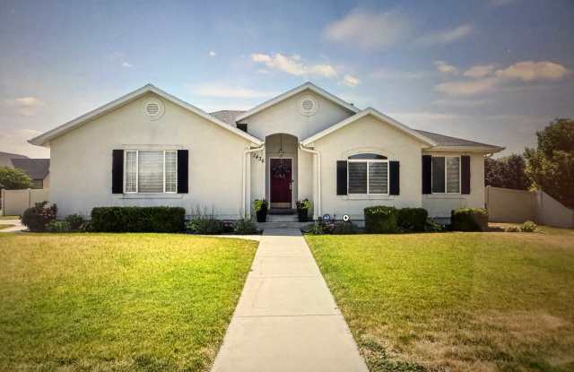 1436 2375 North - 1436 2375 North, Lehi, UT 84043 1436 2375 North - 1436 2375 North, Lehi, UT 84043