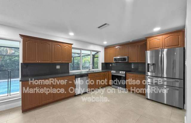 8210 NW 20th Ct Gallery 1