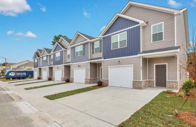 568 Governor Treutlen Circle, Pooler, GA photos photos