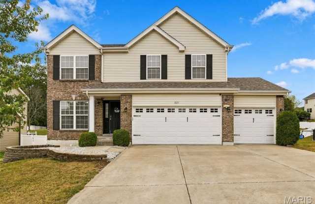 621 Falling Brook Drive Gallery 1
