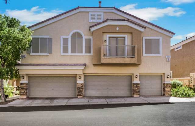 3 bedroom Townhouse with 2 car garage photos photos
