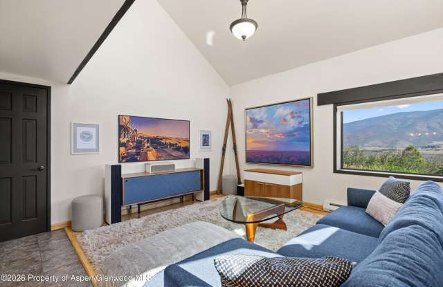 295 Upper Ranch Road Gallery 3