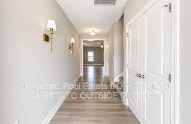 3358 Scotscraig Rd. Gallery 2