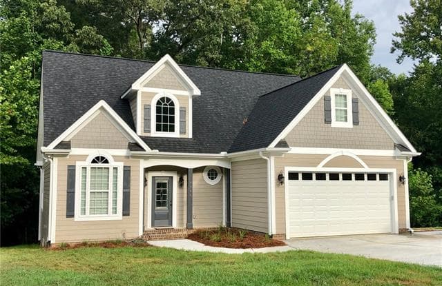7746 Woodcrest Drive - 7746 Woodcrest Drive, Lowesville, NC 28164