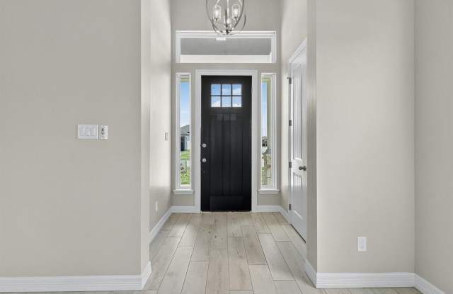 2701 Lannister Gallery 3