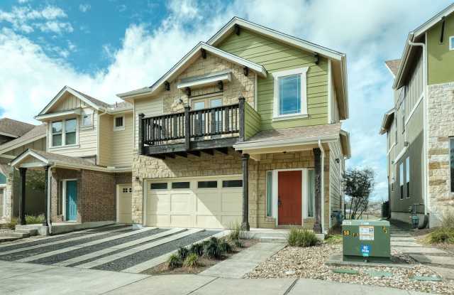 Great centrally located 3/3/2 townhouse and just 2 blocks from the light rail! photos photos Great centrally located 3/3/2 townhouse and just 2 blocks from the light rail! photos photos