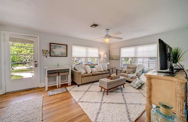 741 LANTANA AVENUE Gallery 4