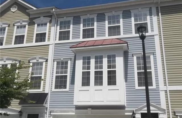 563 Jessica Circle - 563 Jessica Circle, Newport News, VA 23606