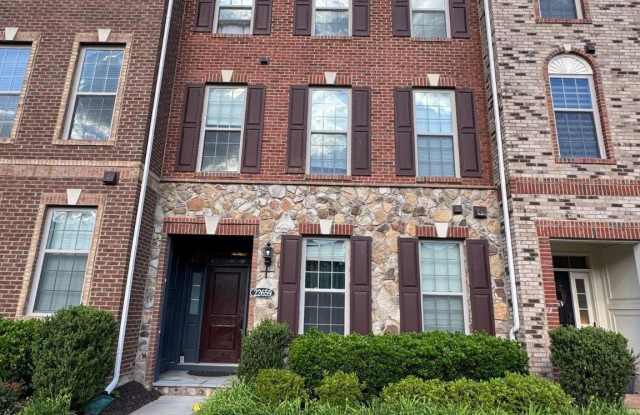 22659 NAUGATUCK Square photos photos