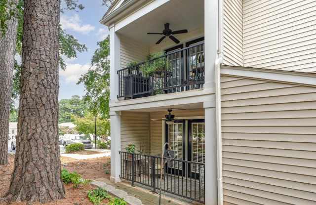2216 Myron Drive Gallery 2