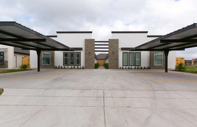 205 Teak Dr photos photos