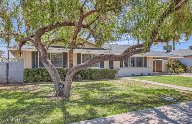 3213 N 63RD Place photos photos