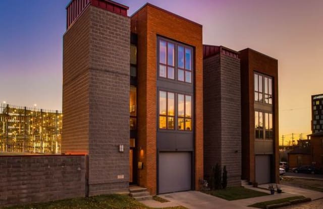 79 E Russell St - 79 East Russell Street, Columbus, OH 43215