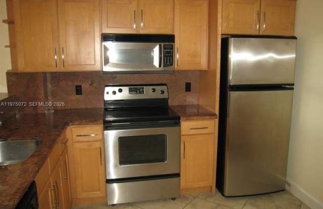 7722 Camino Real photos photos