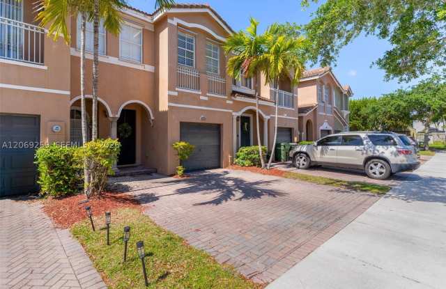 2583 SE 13th Ct Gallery 3