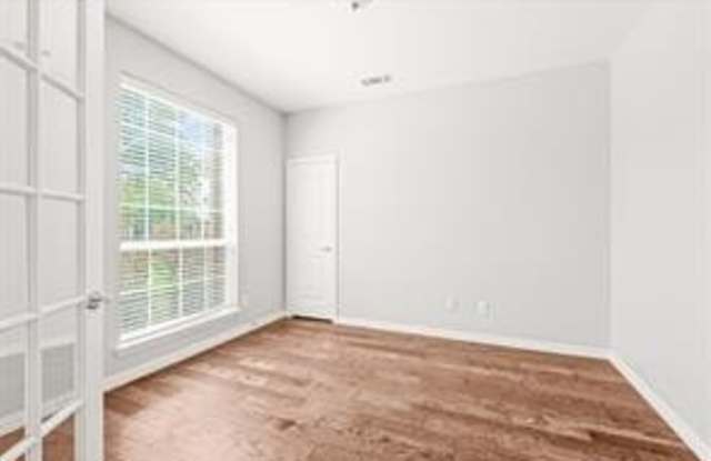 4855 Whispering Lake Drive Gallery 2